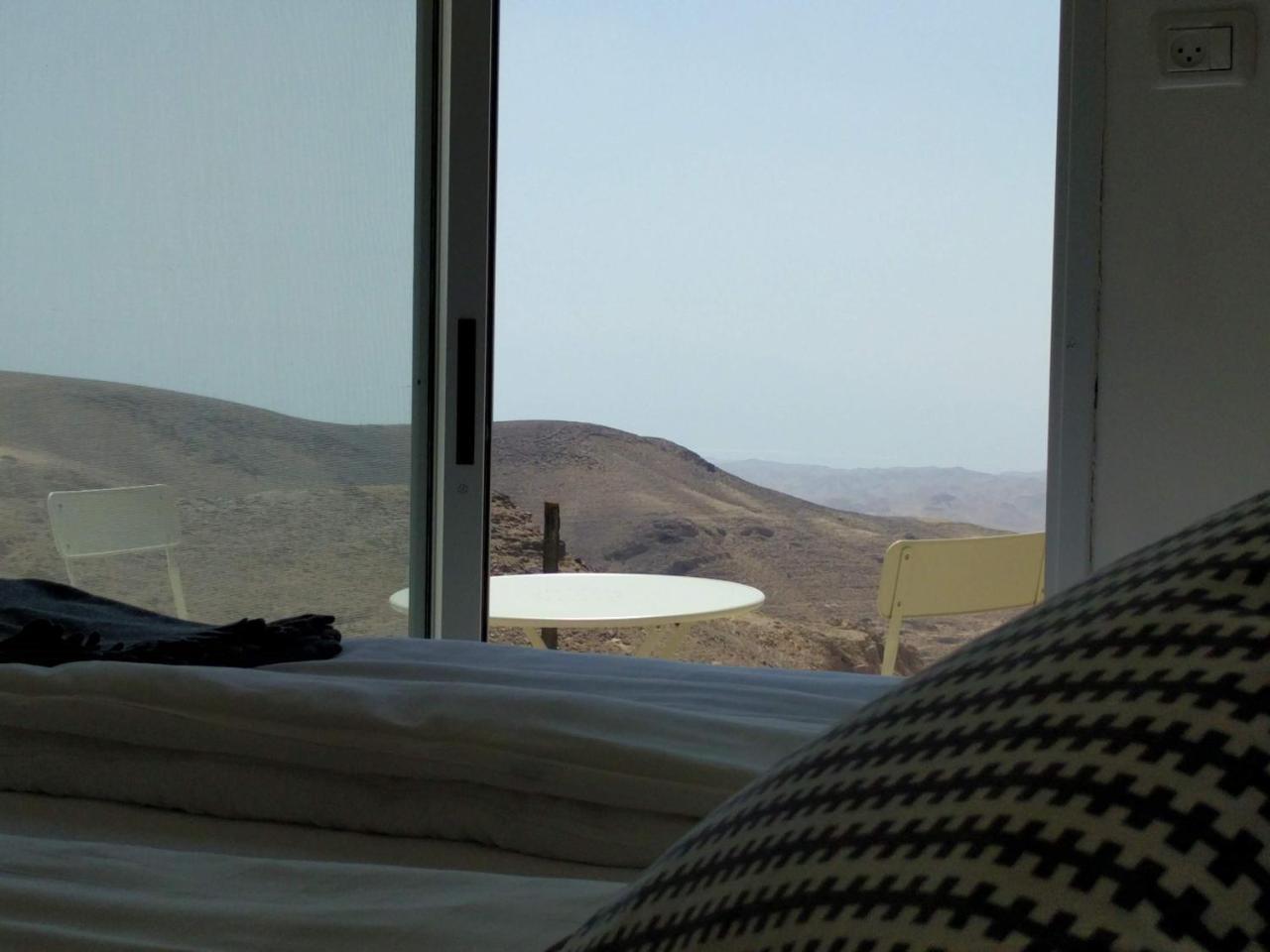 Dead Sea Desert'S Edge Арад Екстериор снимка