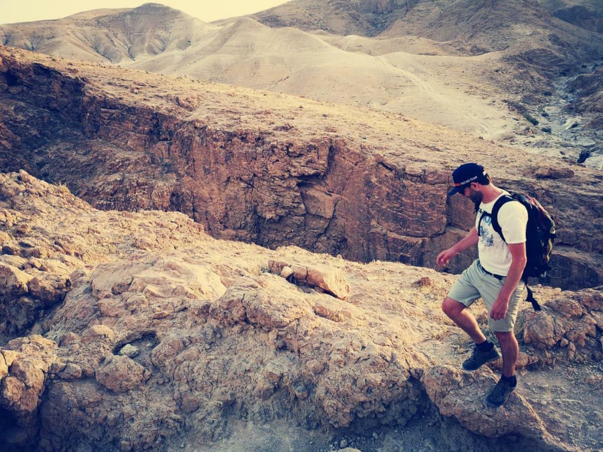 Dead Sea Desert'S Edge Арад Екстериор снимка